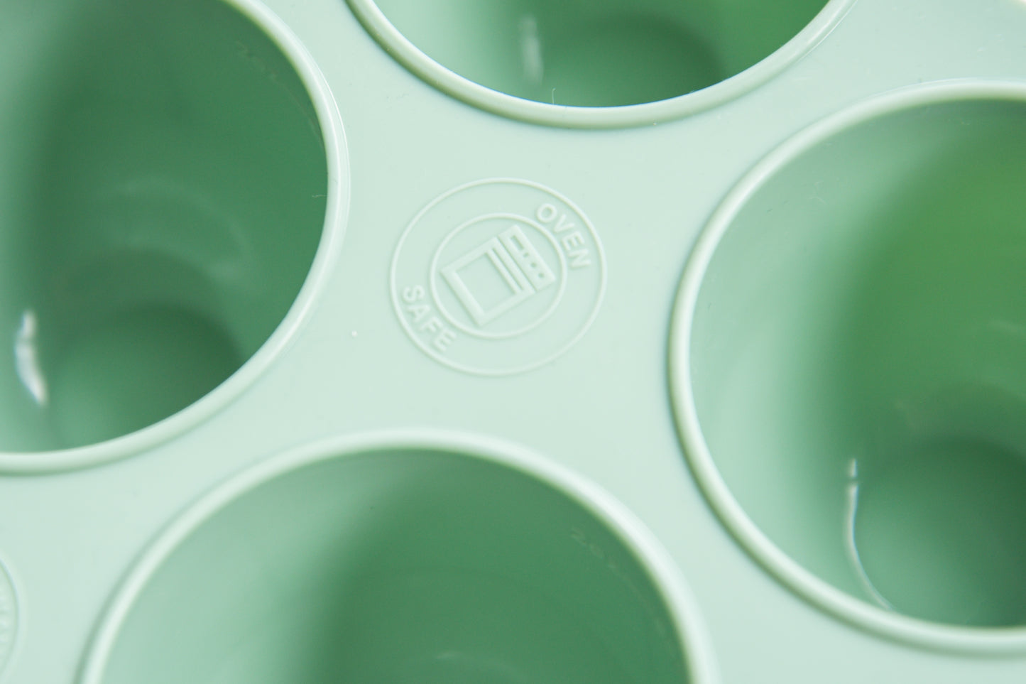 silicone freezer tray with lid